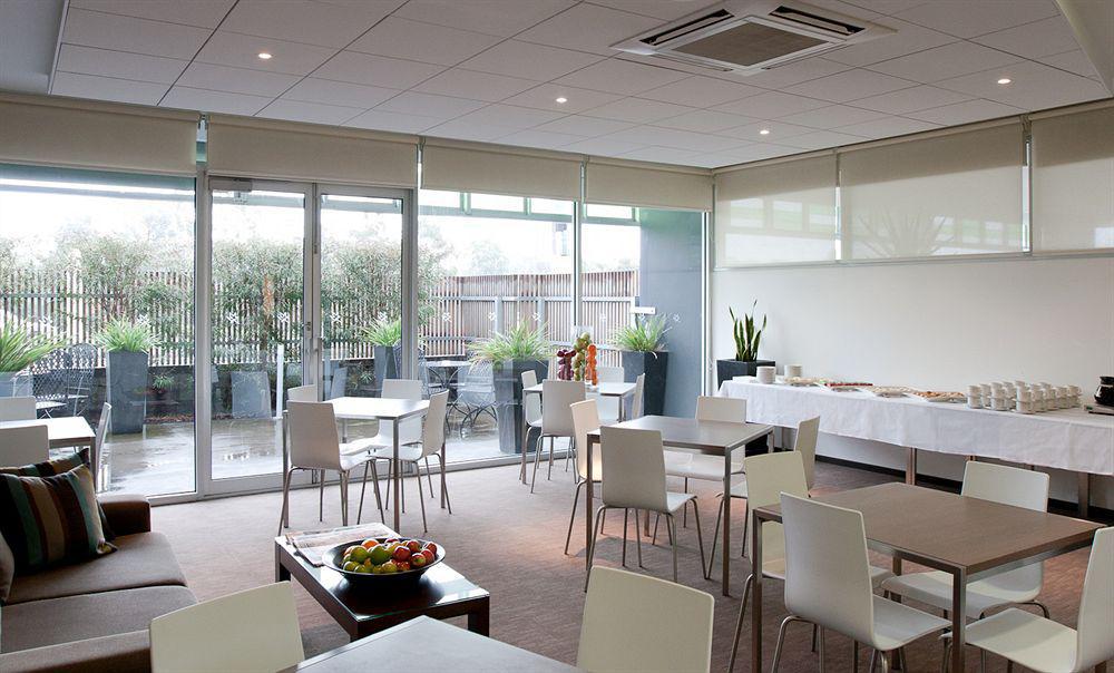 Punthill Knox Aparthotel Wantirna South Eksteriør bilde
